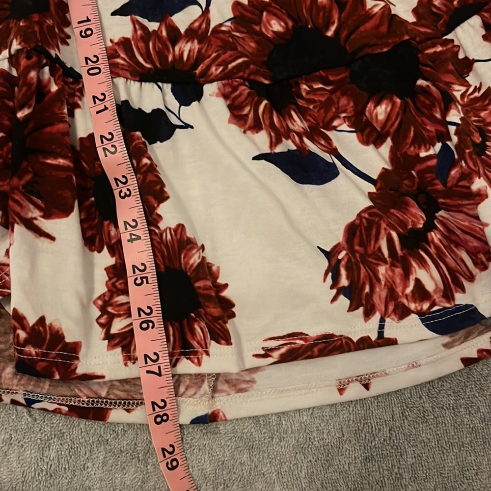 🦜Gorgeous Ladies Sleeveless Tiered Top. B-60 - Picture 11 of 12